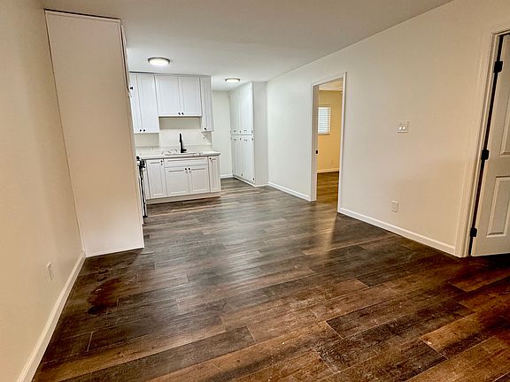 5th image of 2553 Chicago St #7