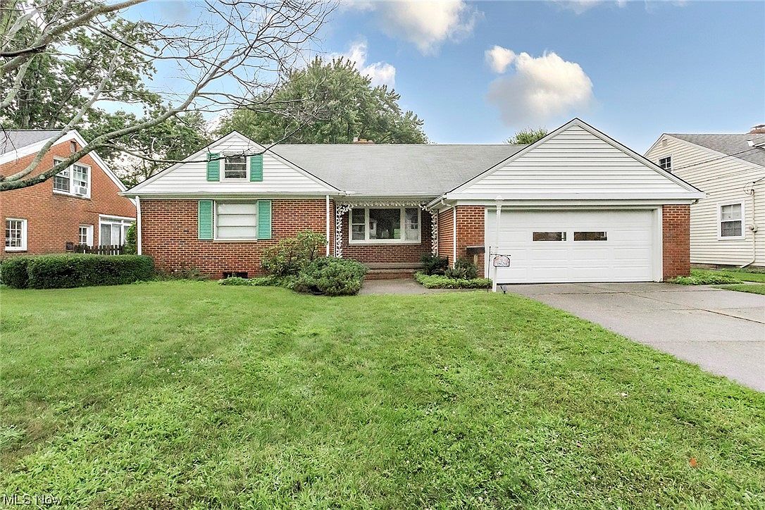 18620 E Shoreland Ave, Rocky River, OH 44116 Zillow