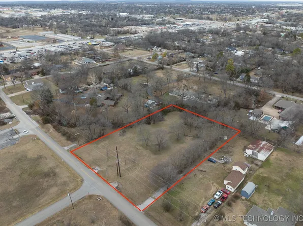 8334 E 15th St, Tulsa, OK 74112