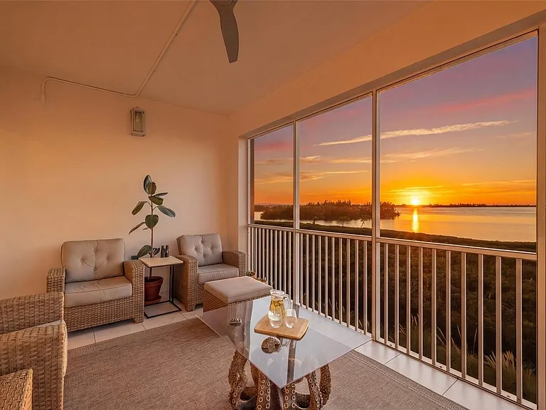376 Aruba Cir #203 — Photo 27