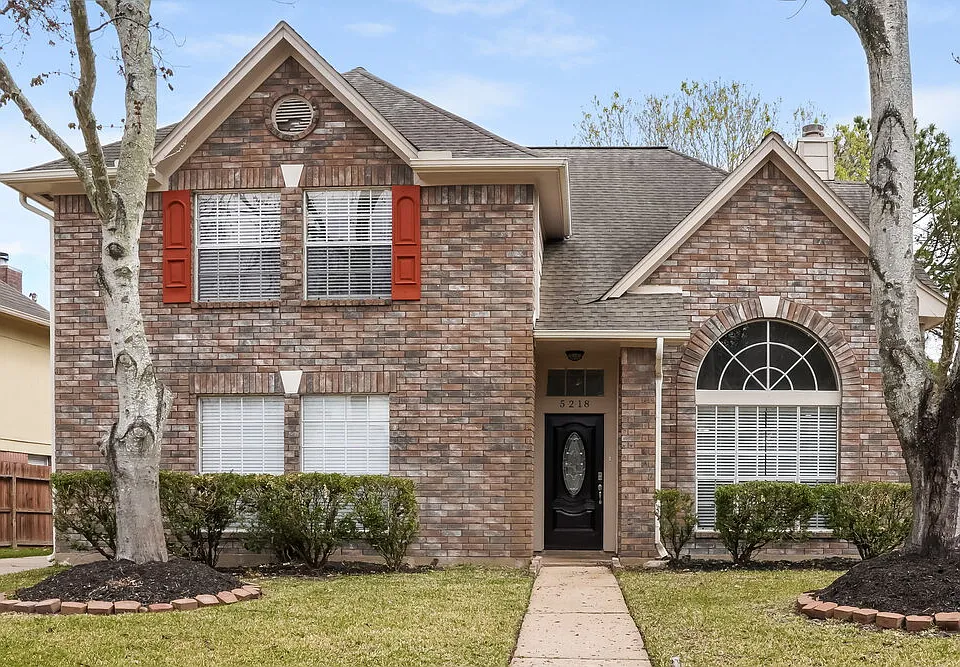 5218 Prairie Creek Dr