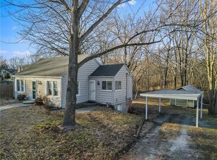 302 Smiley Rd, Liberty, MO 64068