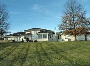 380 Sarsen Dr, Lititz, PA 17543