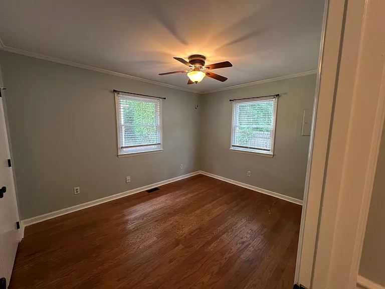 512 Holden St — Photo 10