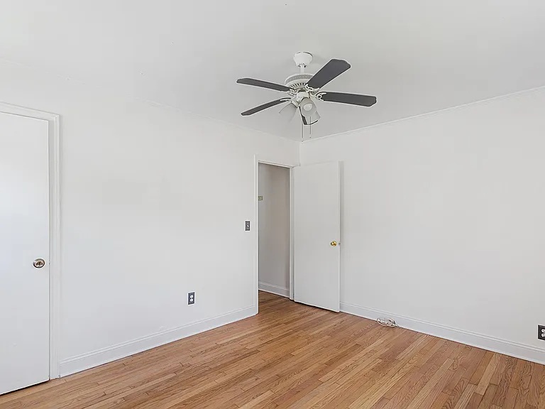 102 Island Ave — Photo 34