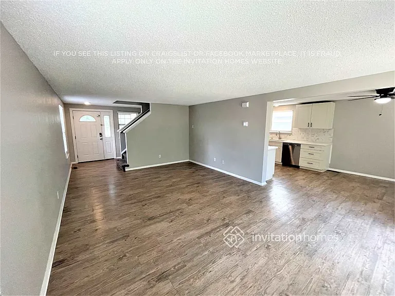 22320 E Princeton Dr — Photo 7
