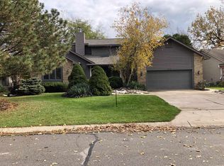 8110 Rainbow Ridge Pl, Fort Wayne, IN 46825