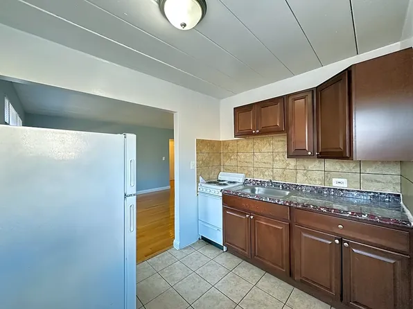 1360-109 W Touhy Ave, Chicago, IL 60626