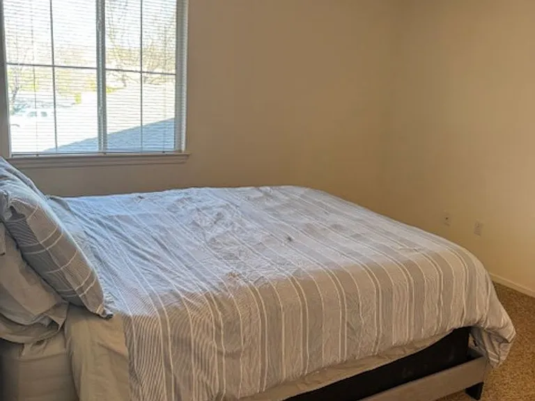 1425 Serrano Pl — Photo 10