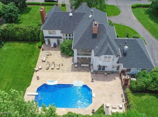 15 Bruns Rd, Allenhurst, NJ 07711