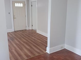 1111 Murray Ave, Akron, OH 44310