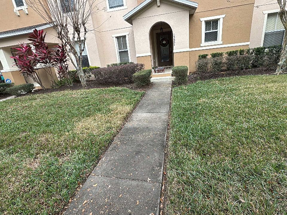 1st image of 13851 Phoenix Dr