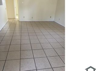1040 Bert Rd APT 5, Jacksonville, FL 32211