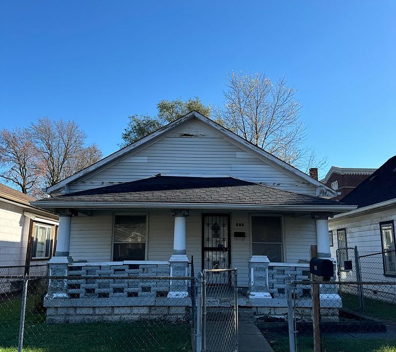 1st image of 915 N Warman Ave