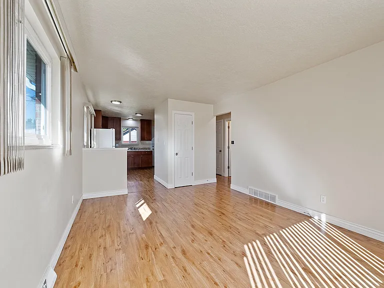 821 35th Avenue Ct — Photo 13