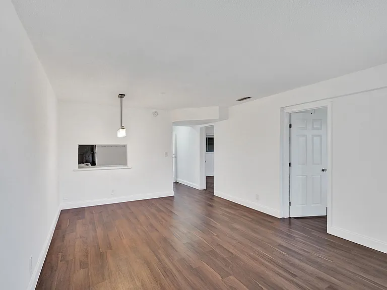 2640 Garden Dr S #301 — Photo 17