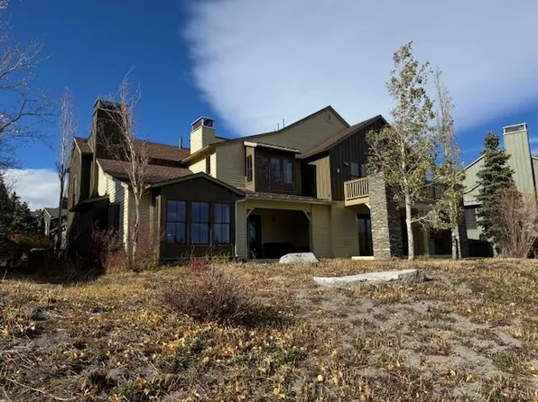 1172 Pyramid Peak Dr APT 1172, Mammoth Lakes, CA 93546