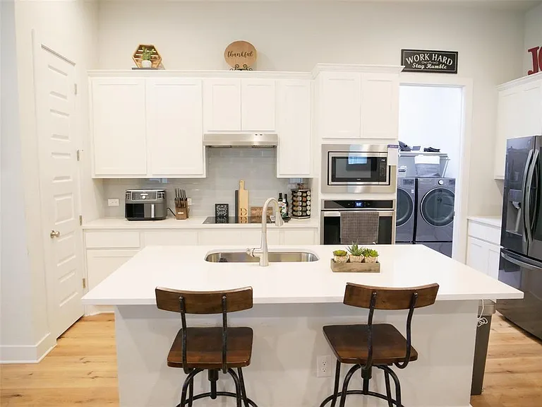 9621 Evening Canopy Dr — Photo 12