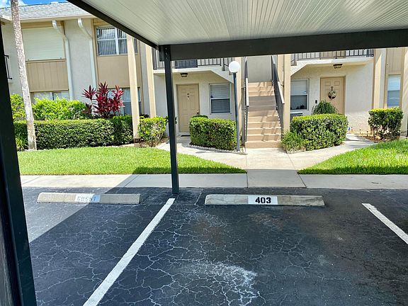 3rd image of 3051 SE Aster Lane #403