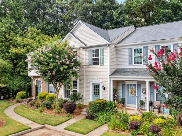 1265 Whitestone Rdg, Alpharetta, GA 30005