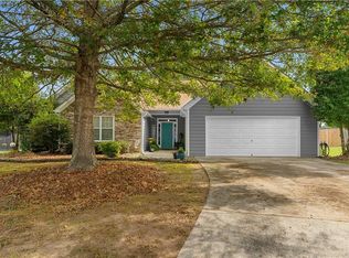 2553 Harvest Moon Ct, Powder Springs, GA 30127