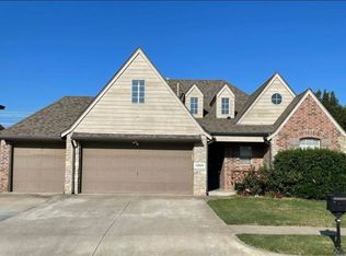 12514 S Date Pl, Jenks, OK 74037