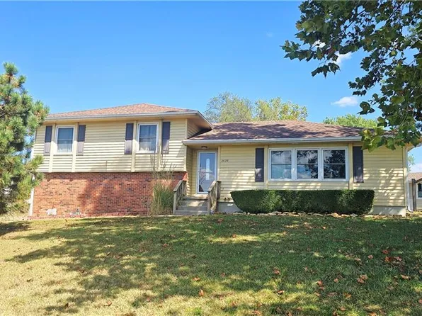 2439 S Margrave St, Fort Scott, KS 66701