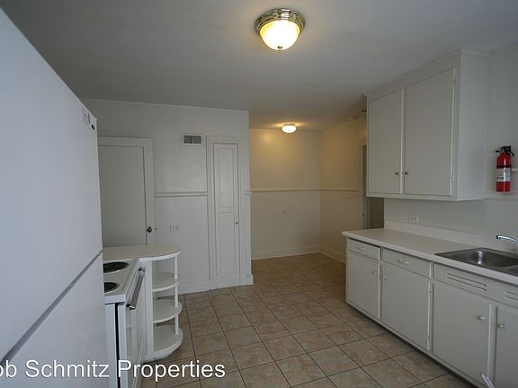 5th image of 1404 W Chapel Hill St APT D