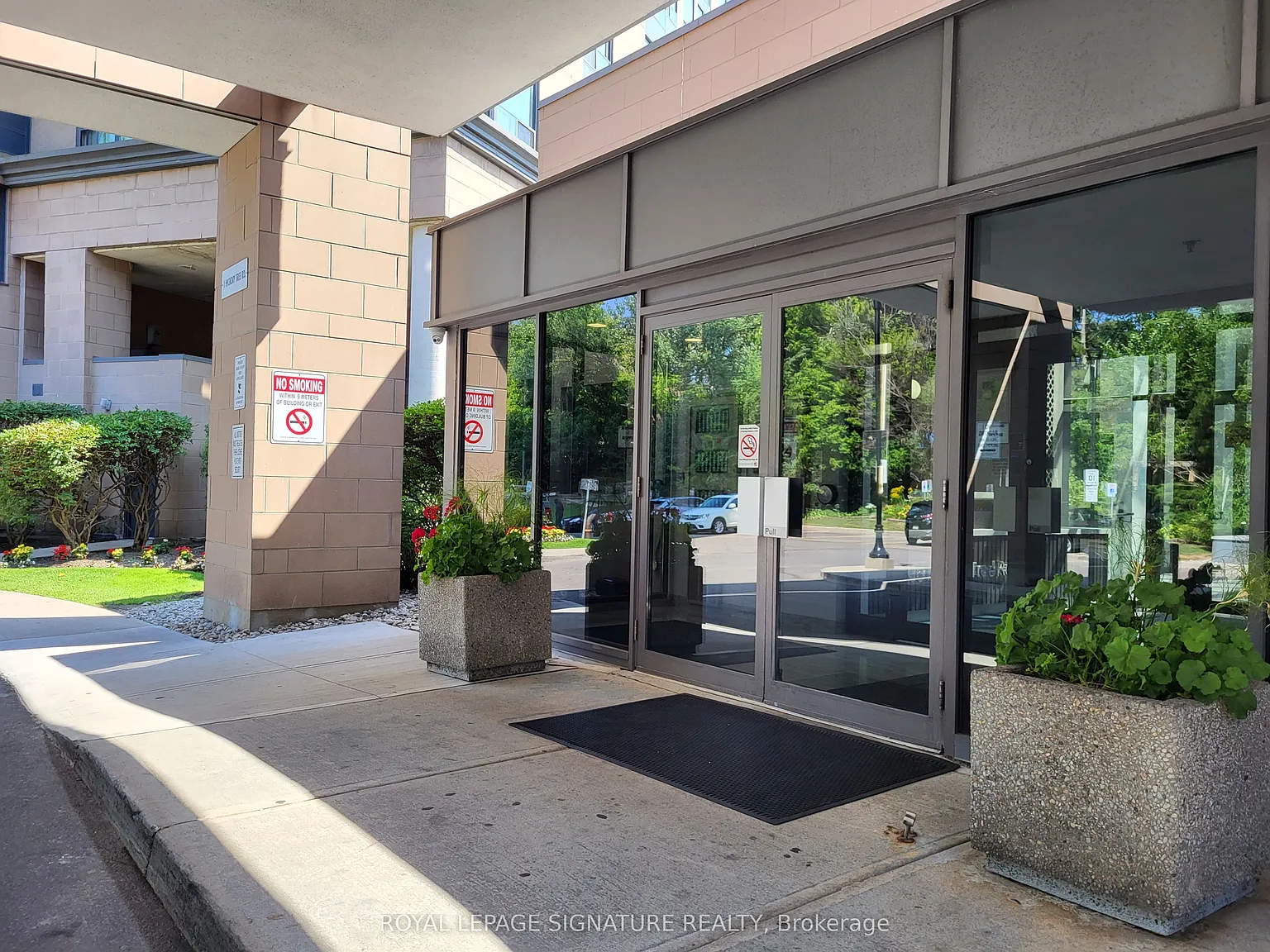 River Ridge — Photo 3