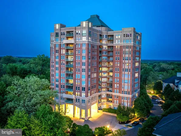 11776 Stratford House Pl APT 1106, Reston, VA 20190