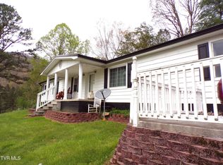 3500 Glen Echo Dr, Big Stone Gap, VA 24219