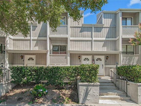 5th image of 965 E Del Mar Blvd APT 4