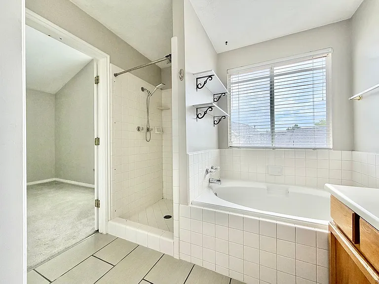 979 E Blue Heron Cir — Photo 10