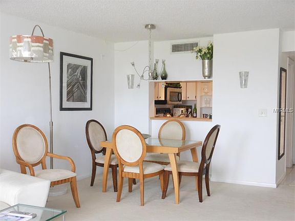 4th image of 2620 Cove Cay Dr Unit 206