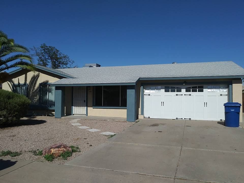 1st image of 3061 S Longmore
