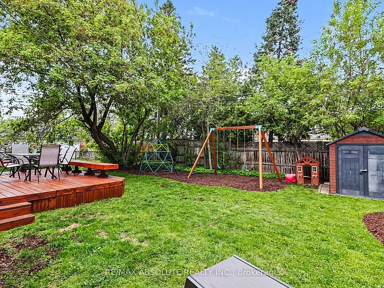 805 Smyth Rd — Photo 31