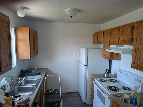 2nd image of 2402 Quay St #Na