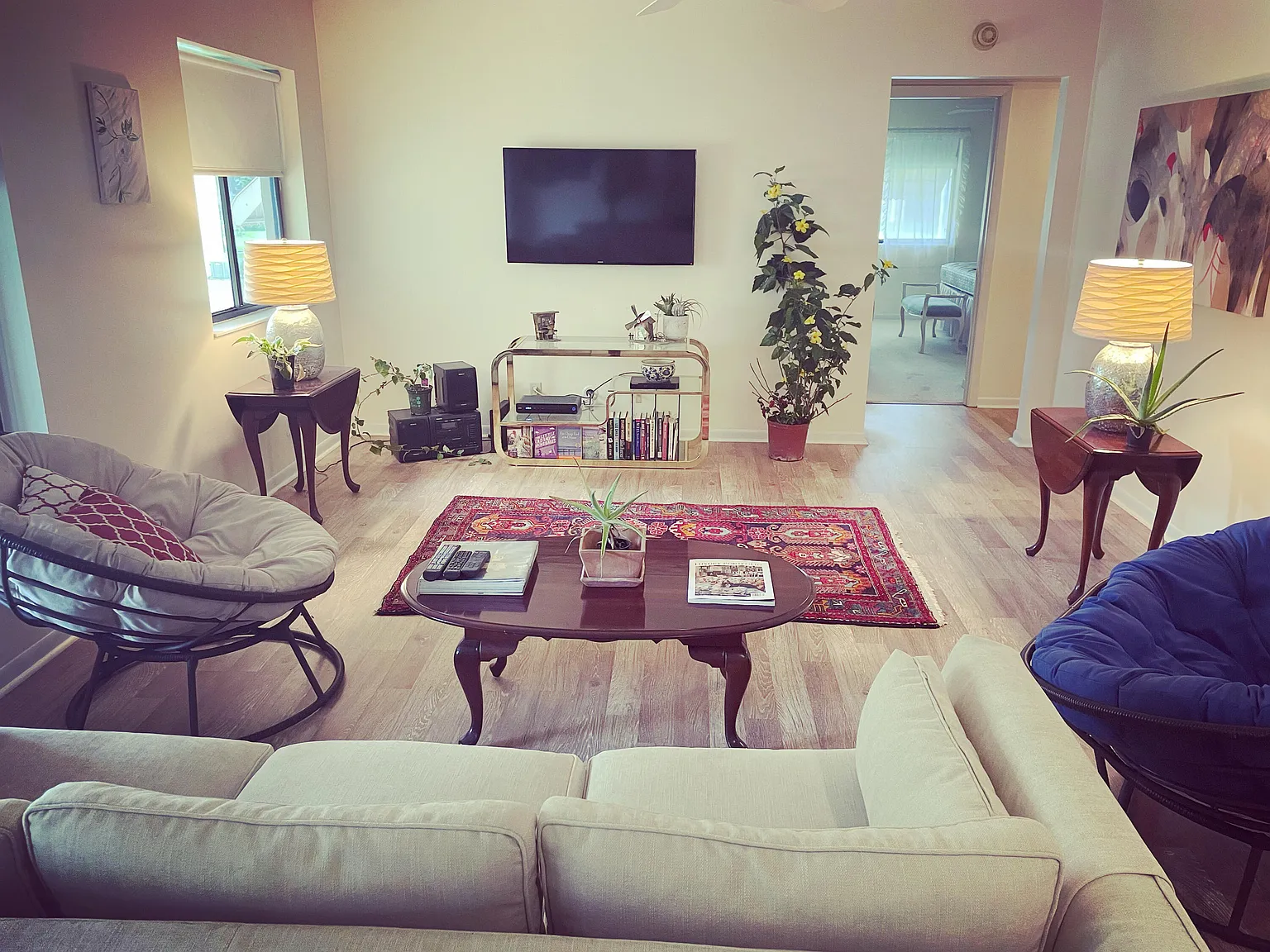 2 bed, 2.0 bath, 1115 sqft, $2,000 — Photo 2