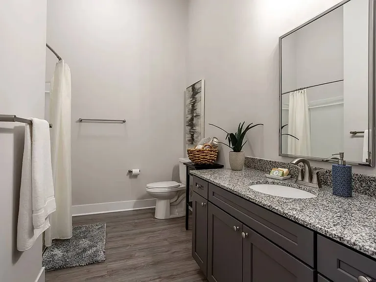 Ogden Apartments — Photo 16