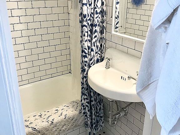 3rd image of 1901 Capers Ave APT 303