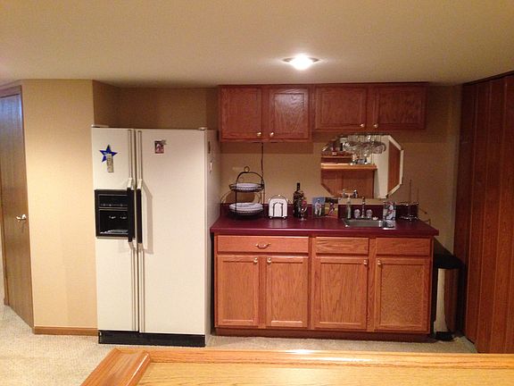 3rd image of 6354 Newgrange Dr