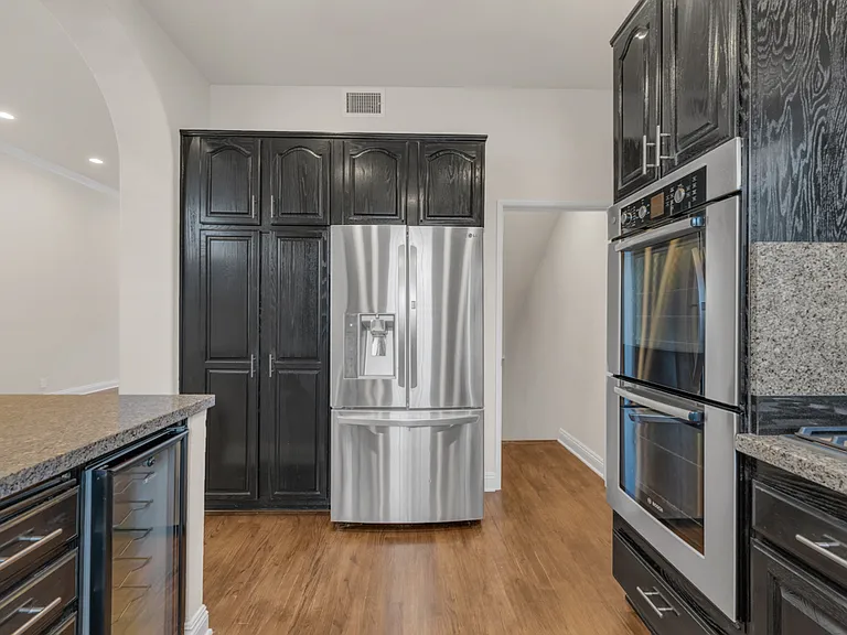 14234 Dickens St #3 — Photo 10