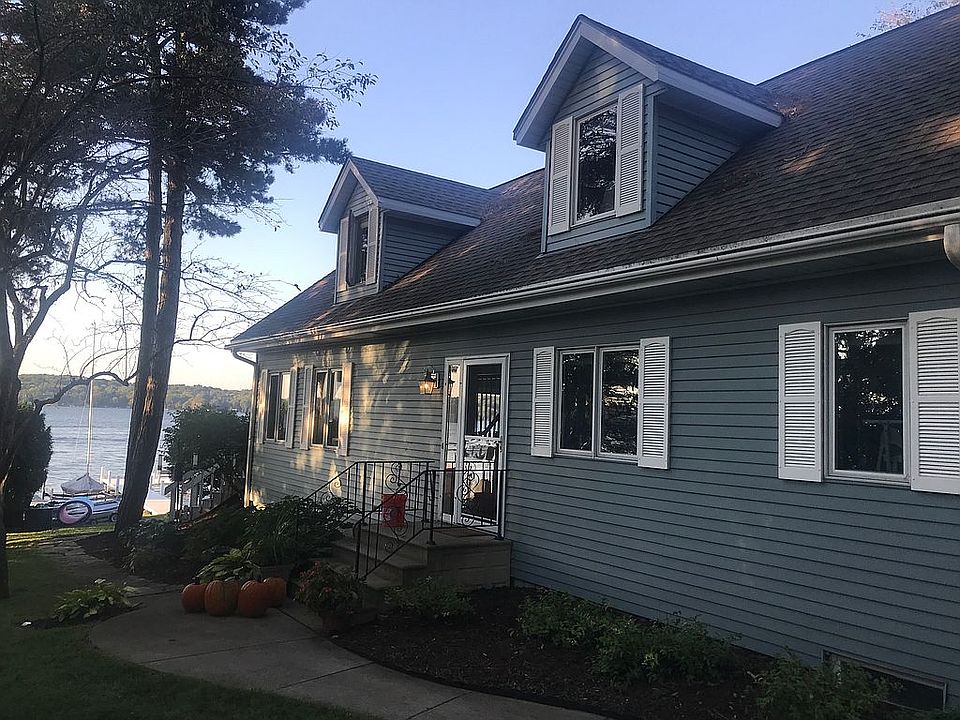 1st image of W291N2225 Elmhurst Dr