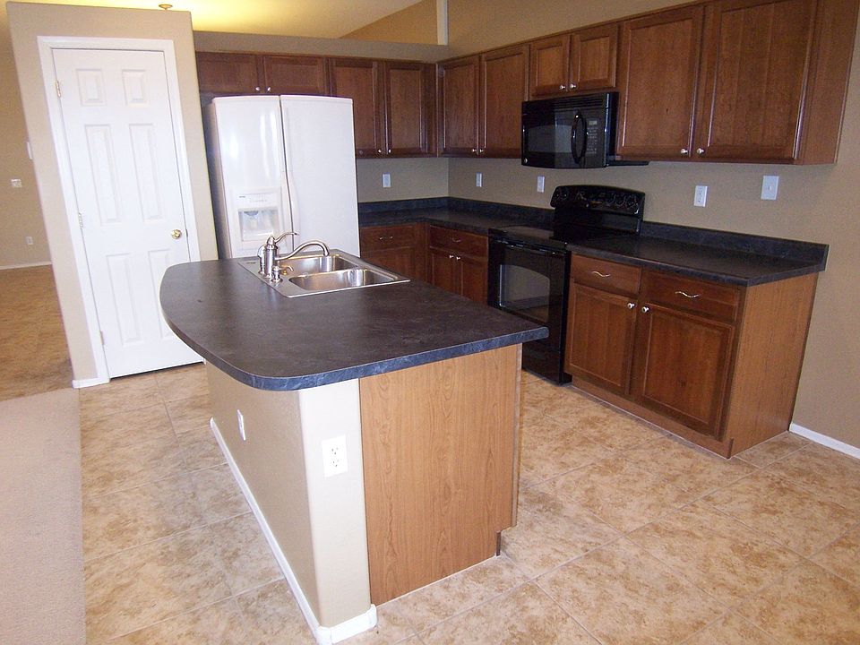 2nd image of 33859 N Slate Creek Dr