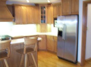 9007 Grand Pointe Ct, Louisville, KY 40214