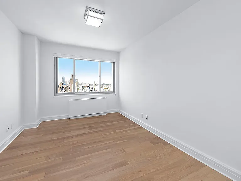 211 E 70th St #27D — Photo 5