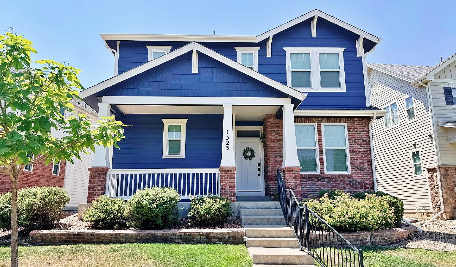 4 bed, 2.5 bath, 2320 sqft, $3,200 — Photo 1