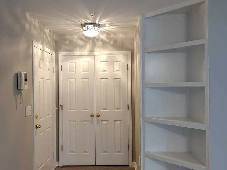 211 Ivy Glen Ct — Photo 1