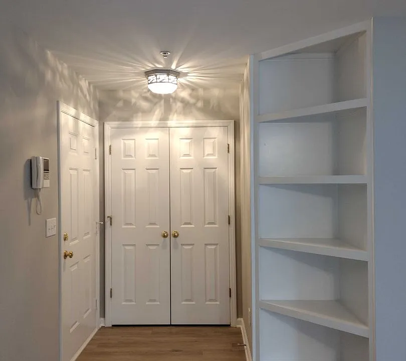 211 Ivy Glen Ct