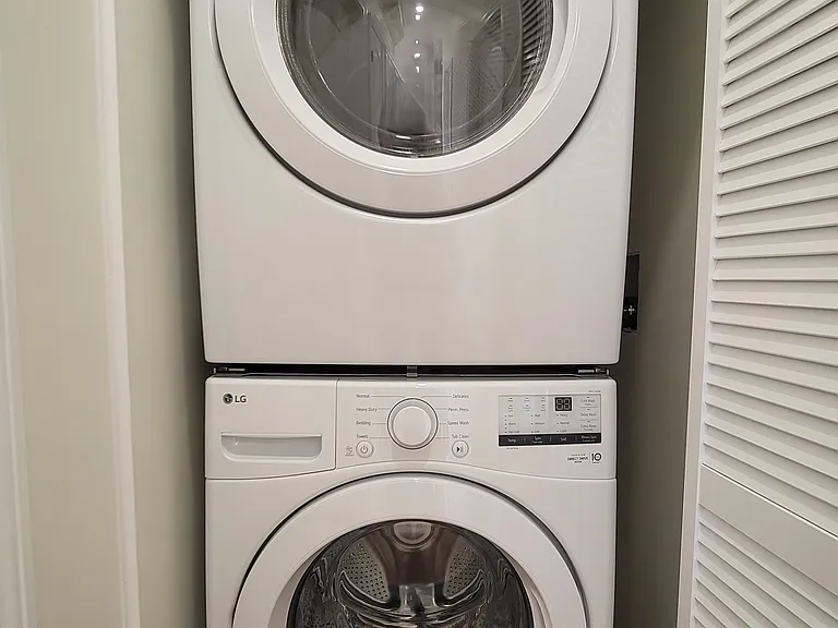 In-Unit LG Washer & Dryer